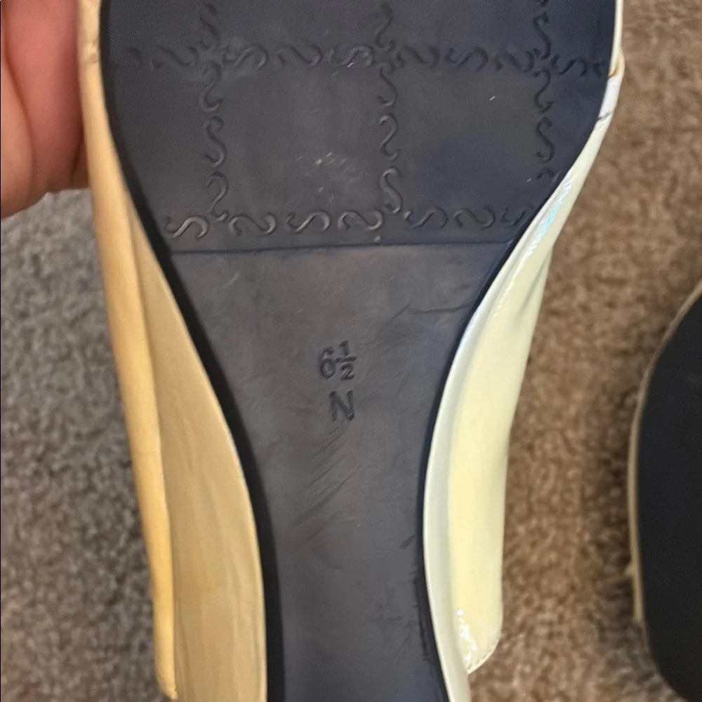Vaneli Peep Toe Heels Vintage size  6.5